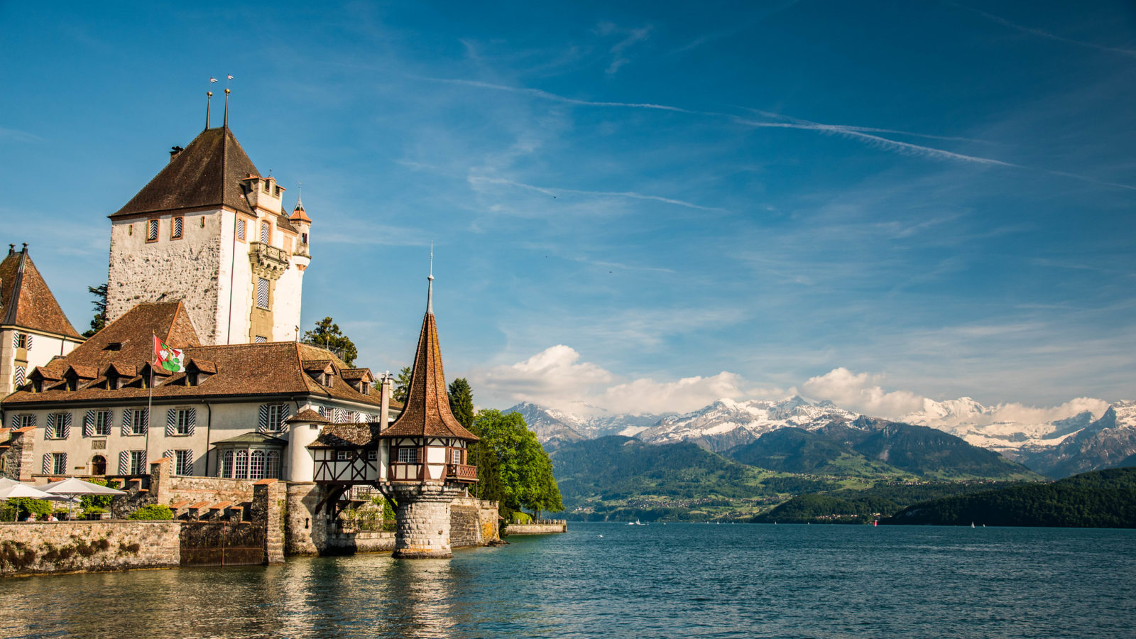 Lago thun en la zona de interlaken spiez y oberhofen